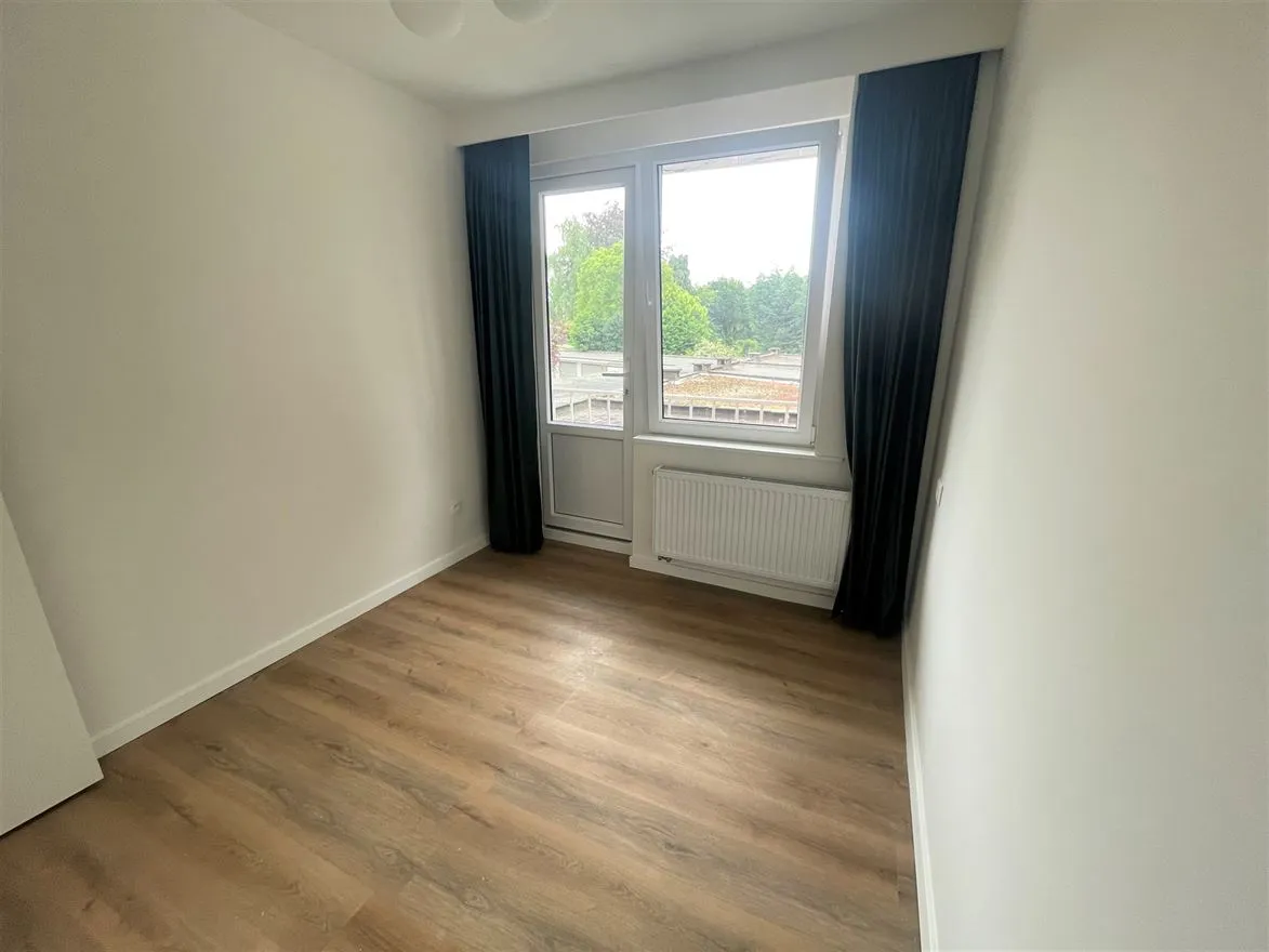 Apartman Kiadó - 2100 DEURNE BE Image 7